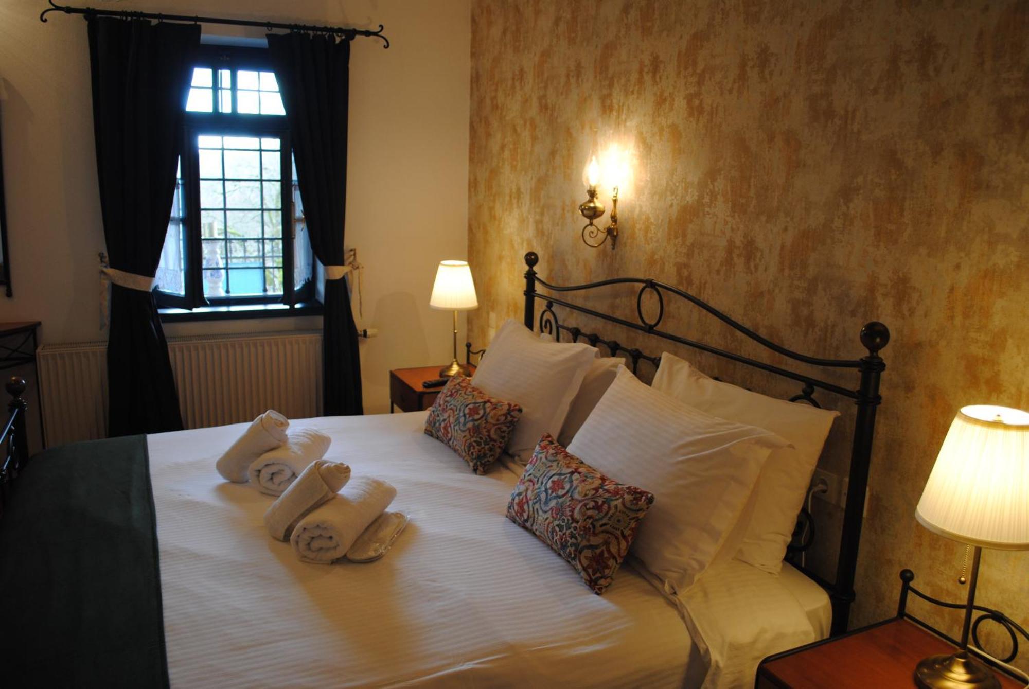 Andromachi'S Beloi Hotel Вица Екстериор снимка