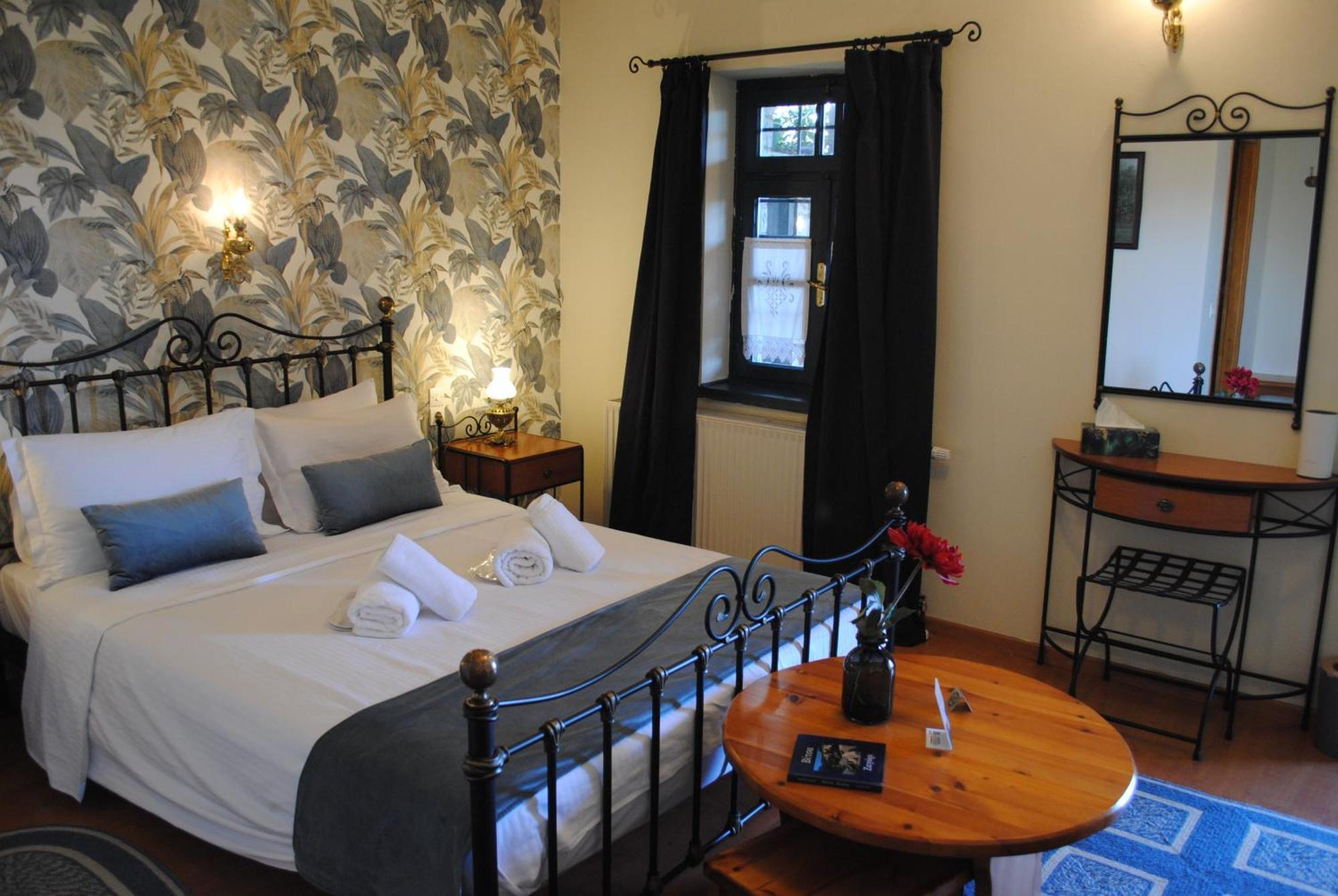 Andromachi'S Beloi Hotel Вица Екстериор снимка